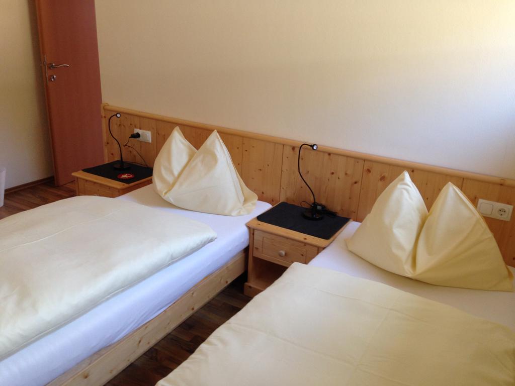 Austrian Alpine Apartments Ramsau am Dachstein Kamer foto