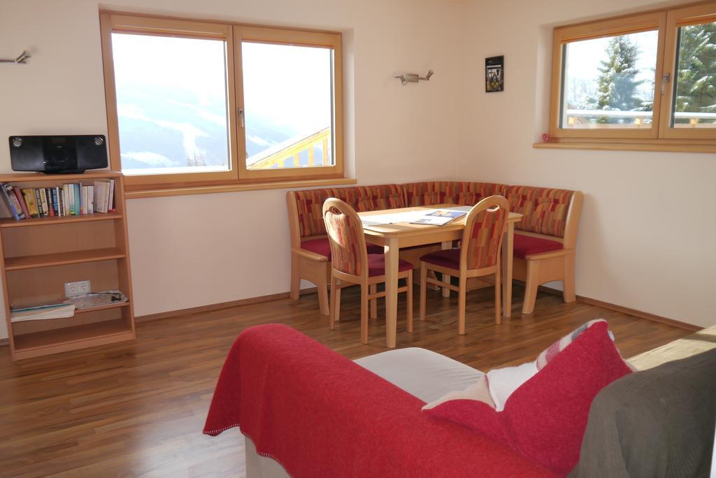 Austrian Alpine Apartments Ramsau am Dachstein Kamer foto